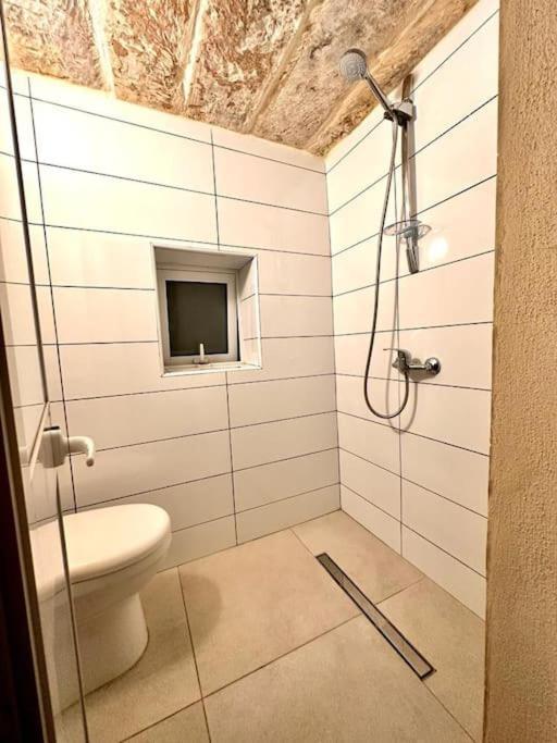 Town House 91 Apartment Victoria Bagian luar foto